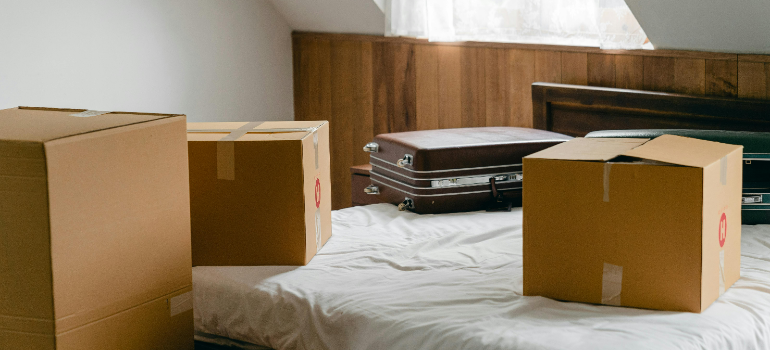 moving companies Birmingham MI boxes